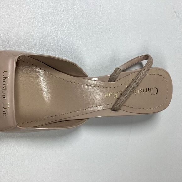 SINGLE‎ SHOE ONLY CHRISTIAN DIOR Day Slingback  Leather  Pumps Nude Size EU 38 - Picture 2 of 11